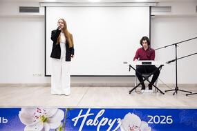 Вокальное выступление на празднике Навруз в НИТУ МИСИС