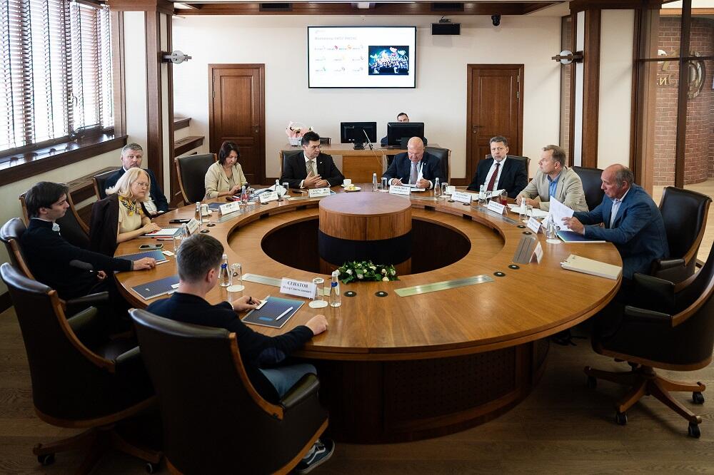 Первое заседание Совета главных конструкторов